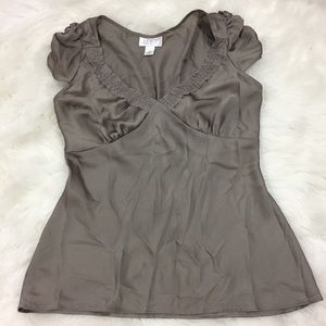 🌻Ann taylor Loft Petites fitted top sz 8P